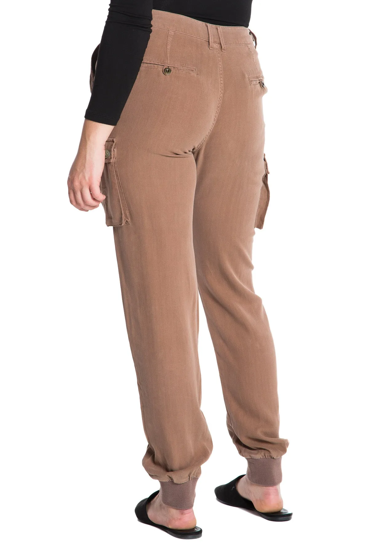 100% Silk jogger in Taupe