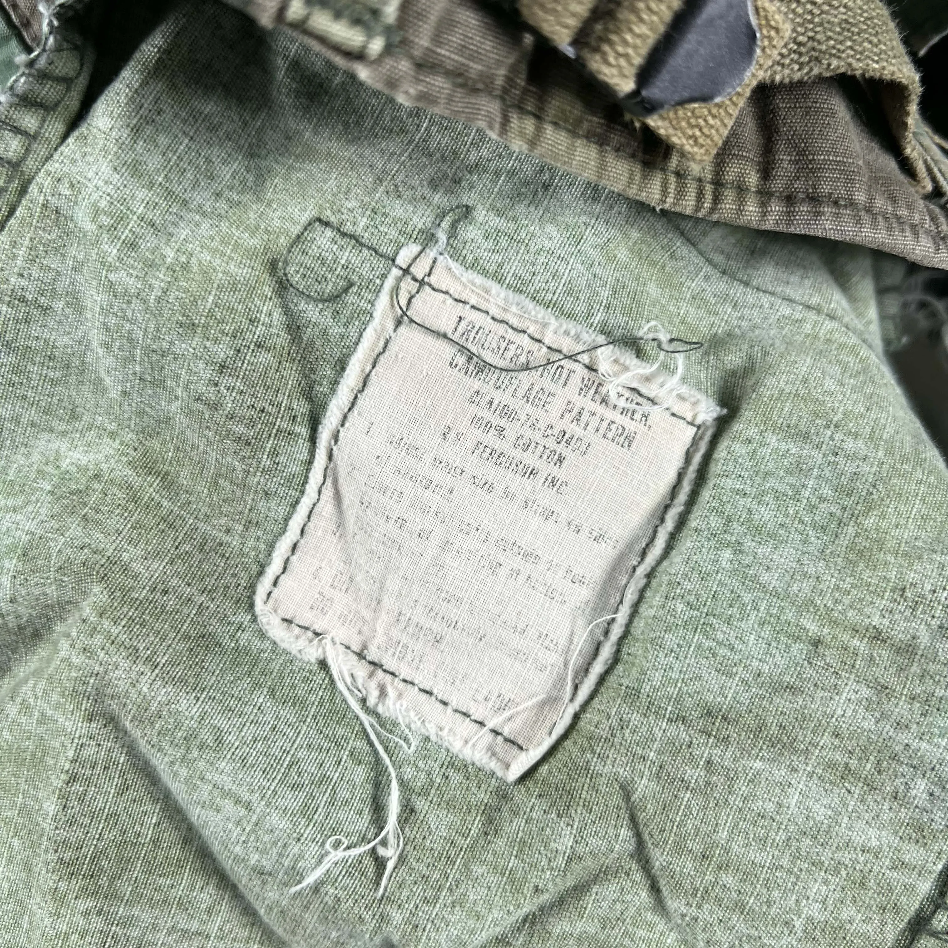 70s Jungle Camo Cargo Pants- 28"-34"x30