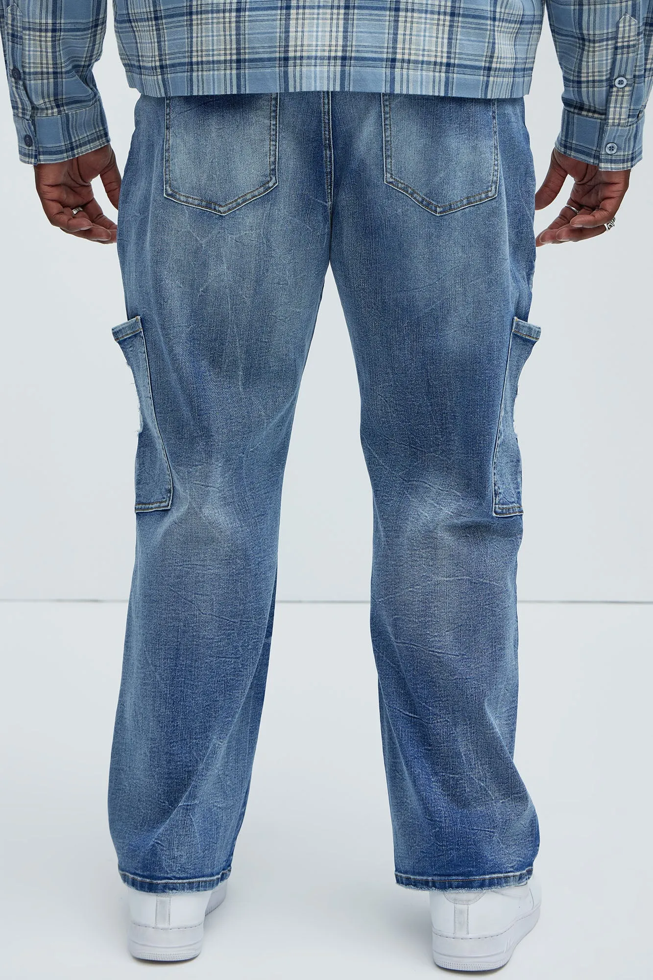Alex Straight Cargo Jeans - Light Wash