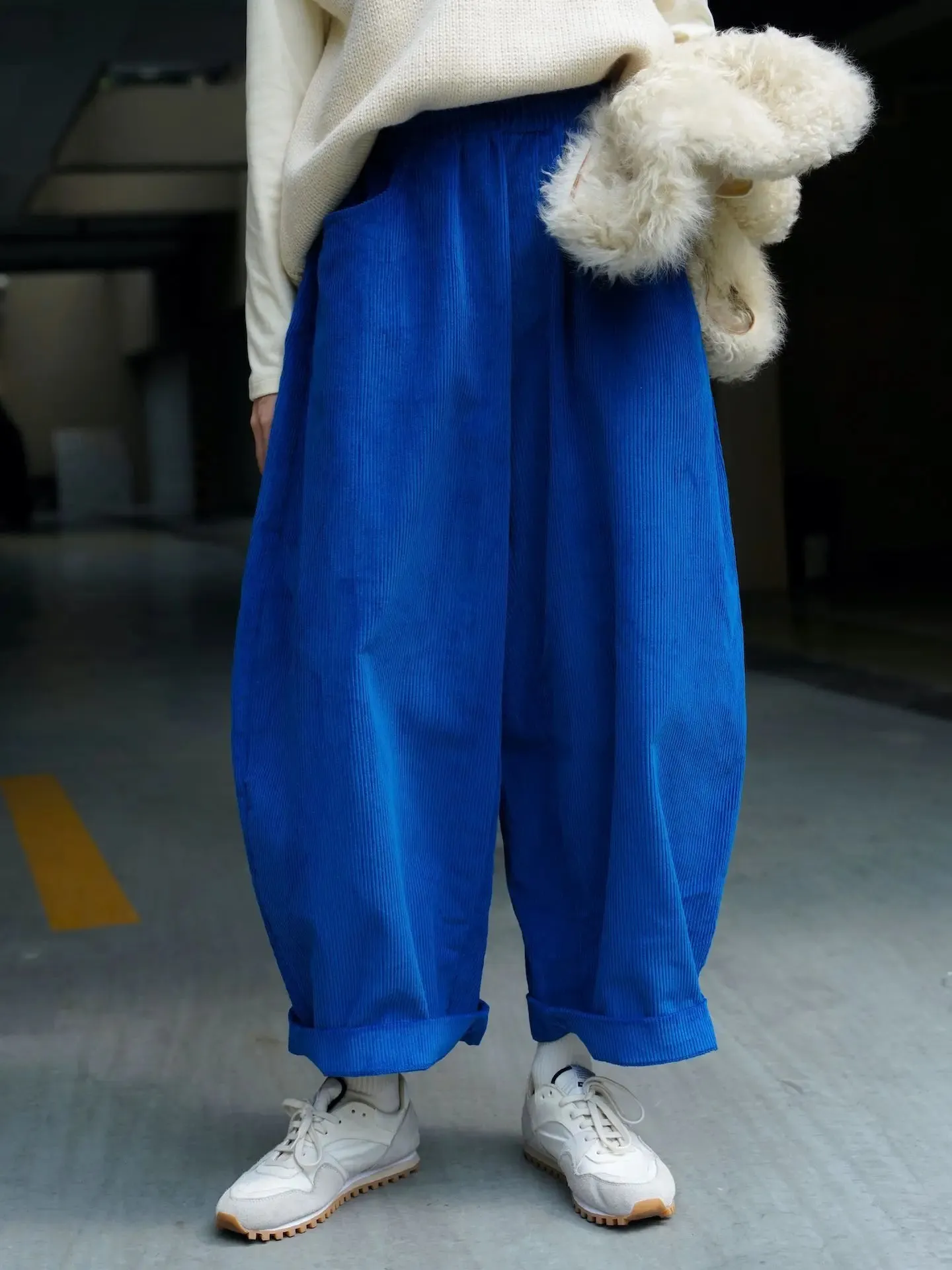 Amozae-Autumn Casual Outfits Amozae-Curved Corduroy Casual Pant Wide Legs Elastic Waistband, Loose Slimming Pants For Women
