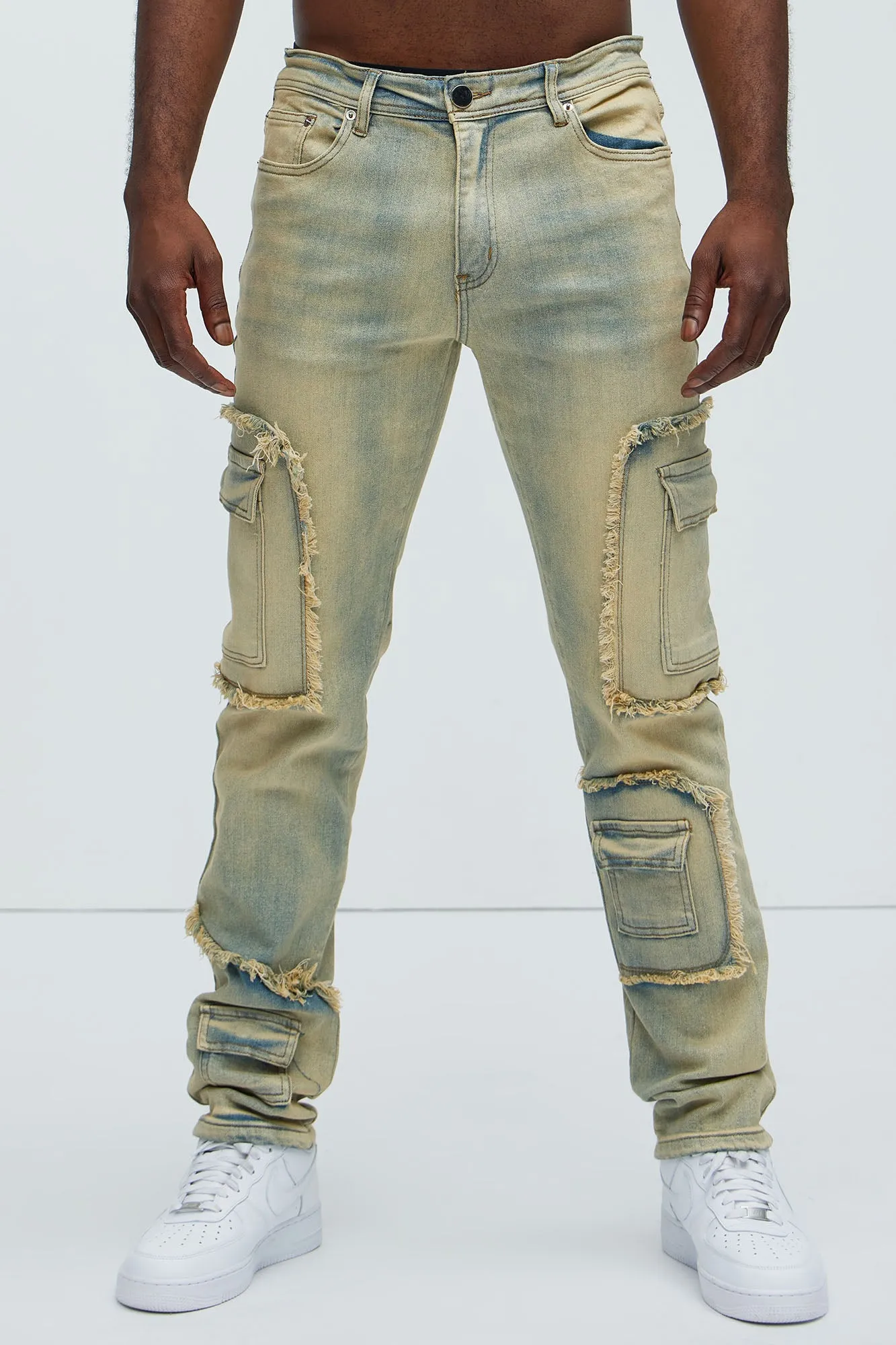 Be That Frayed Cargo Straight Jeans - Light Wash