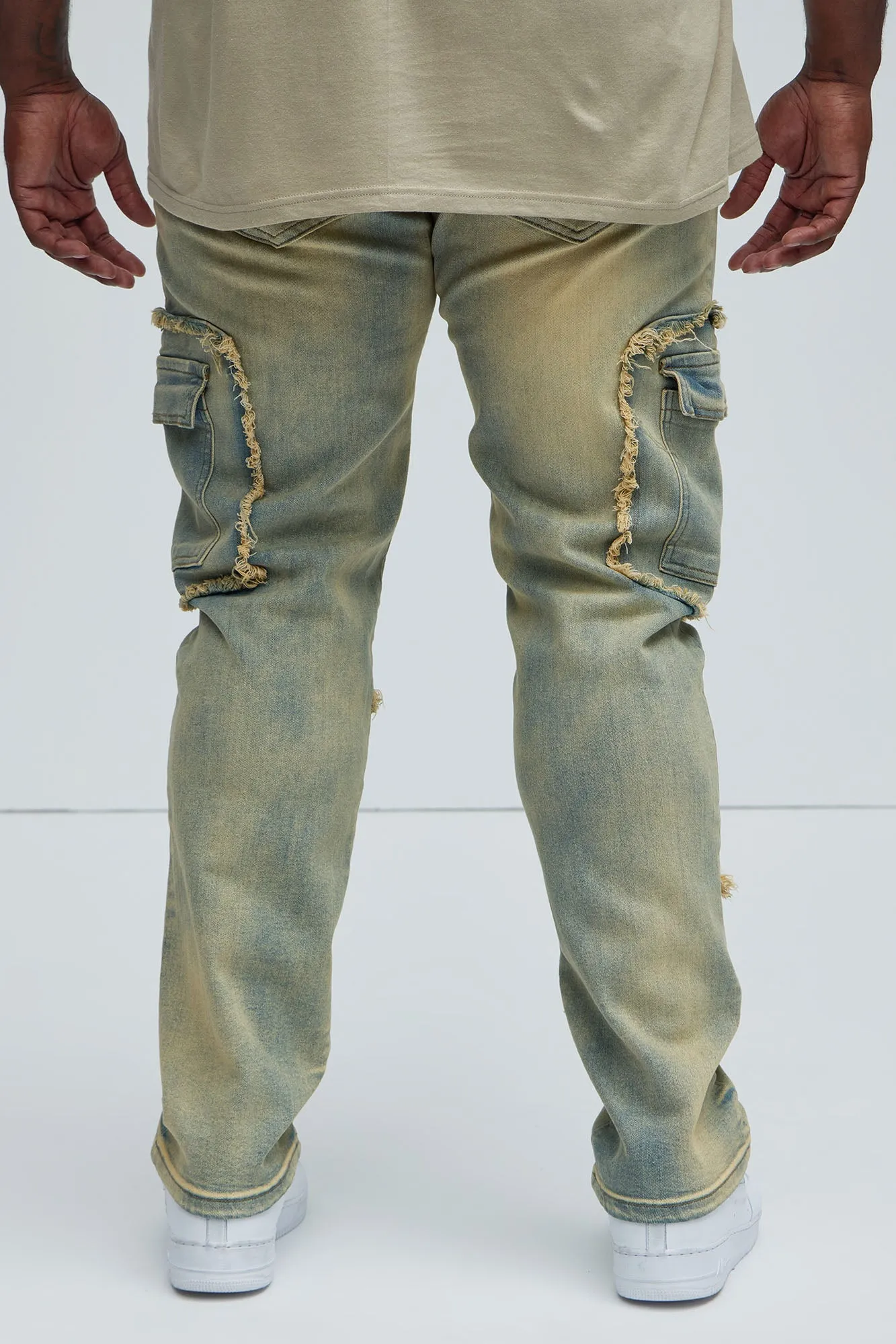 Be That Frayed Cargo Straight Jeans - Light Wash