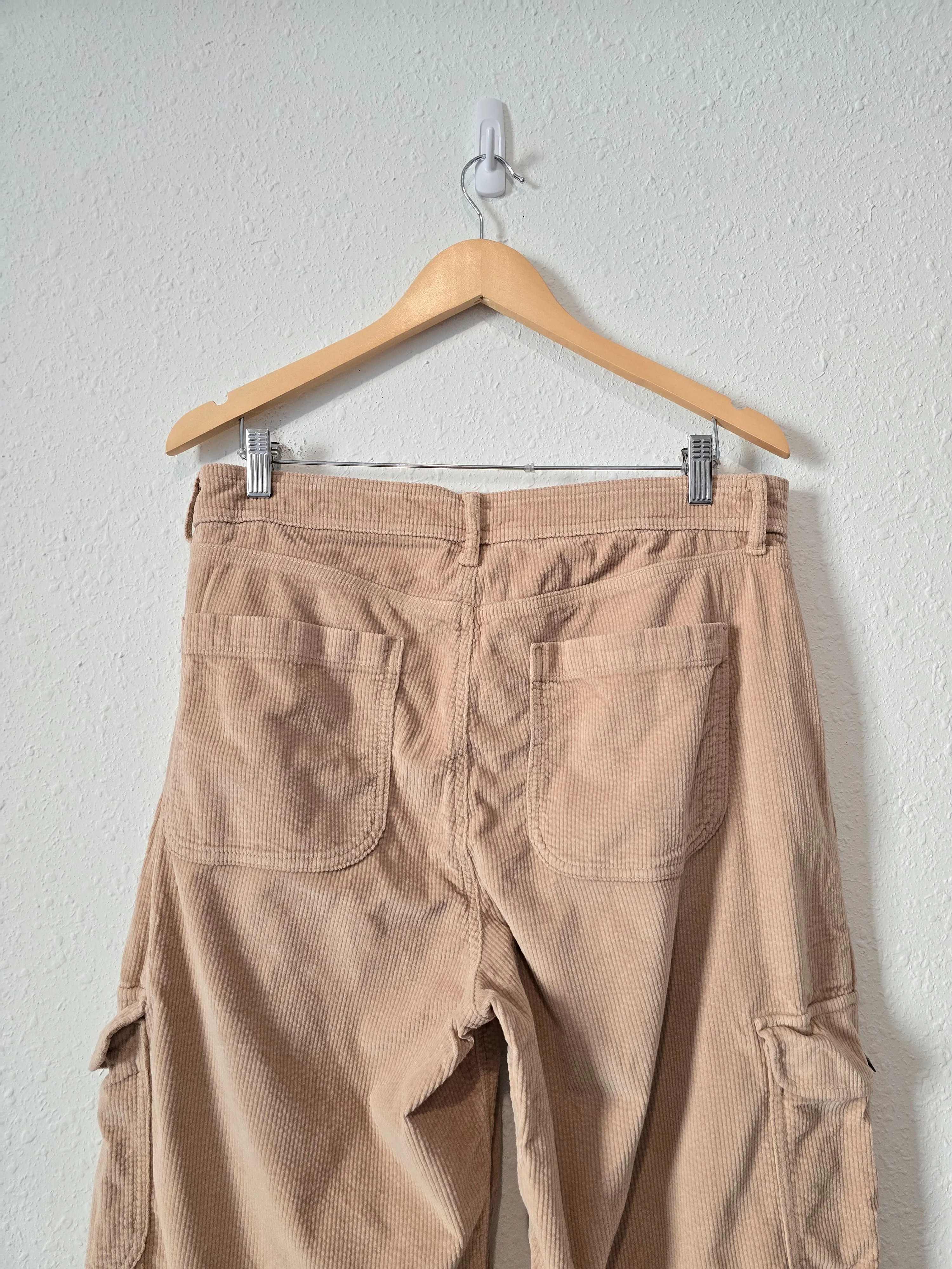Corduroy Wide Leg Cargo Pants (14)