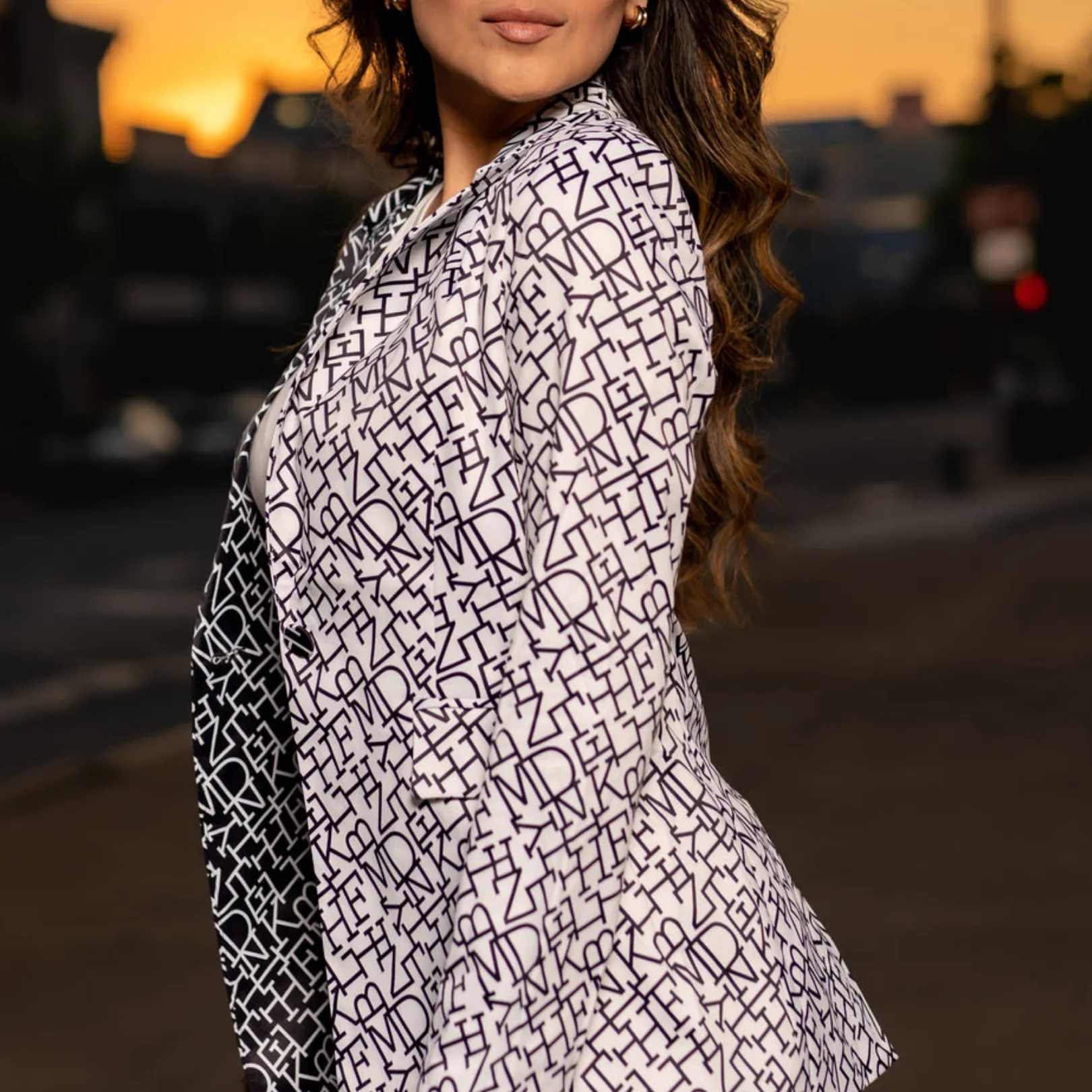 MARA BLAZER