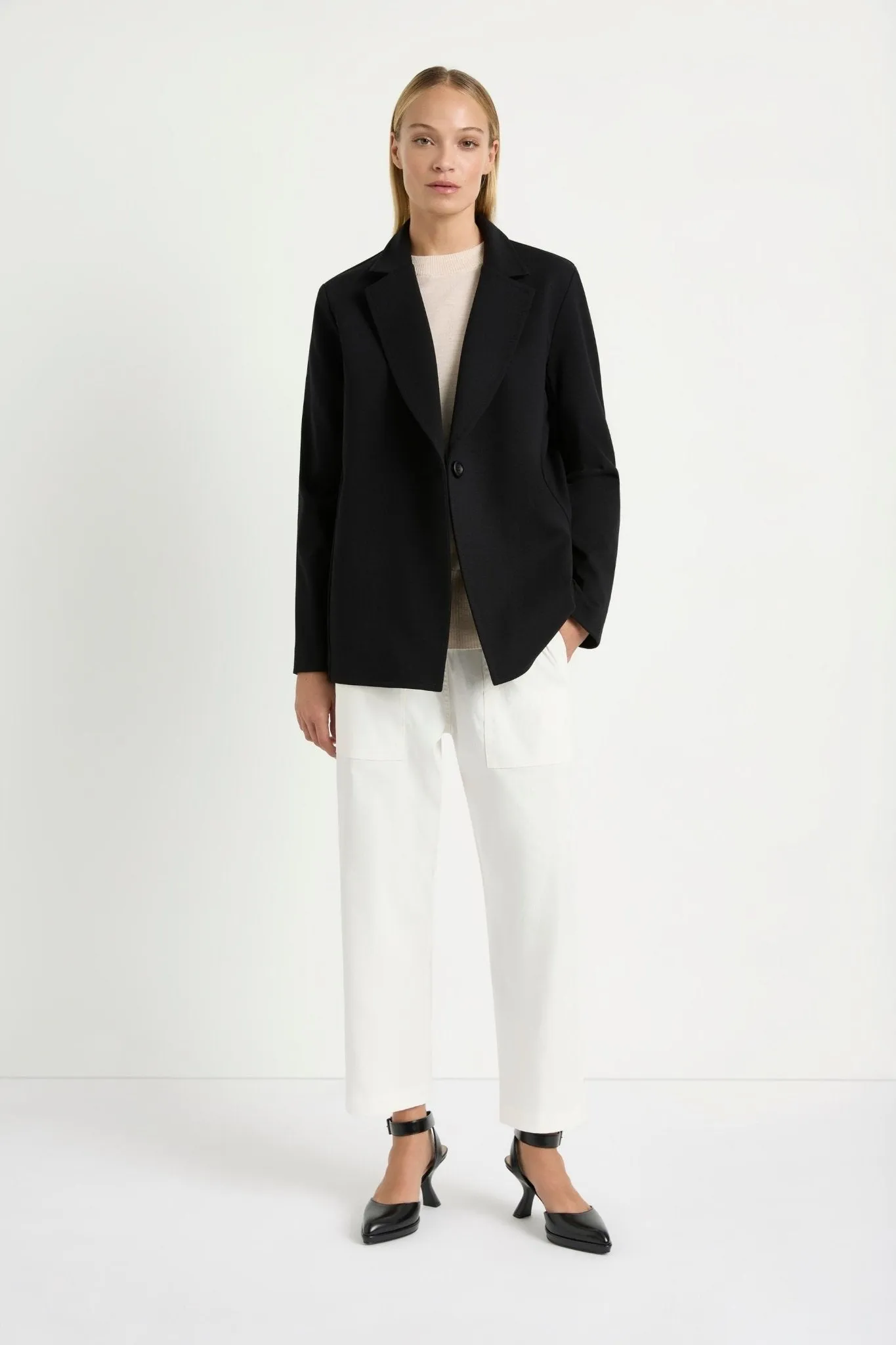 SHAPED BLAZER - F0954123