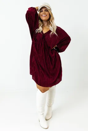 Shift Focus Velvet Dress Curves
