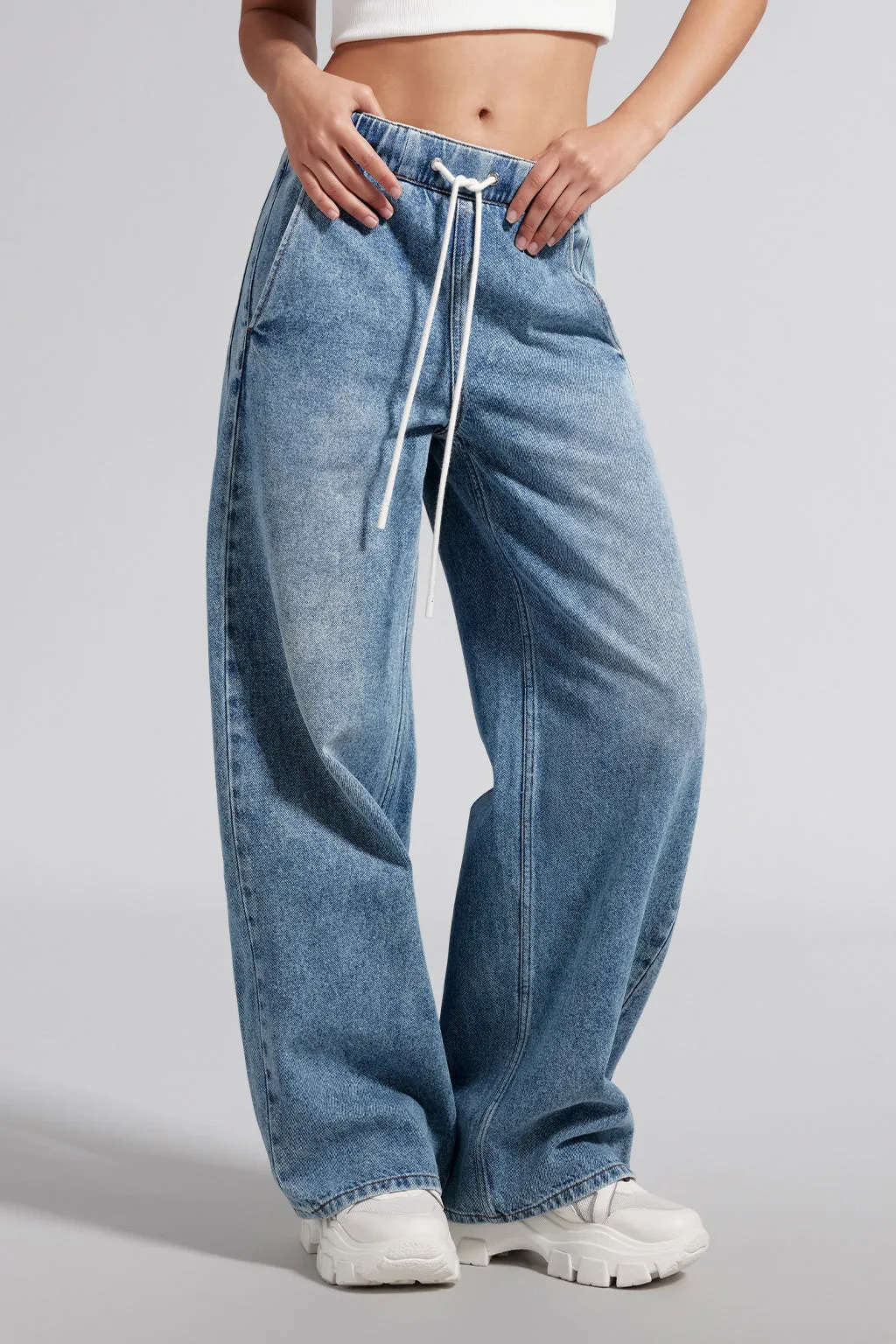 Straight-Leg Jeans With Elastic Waist