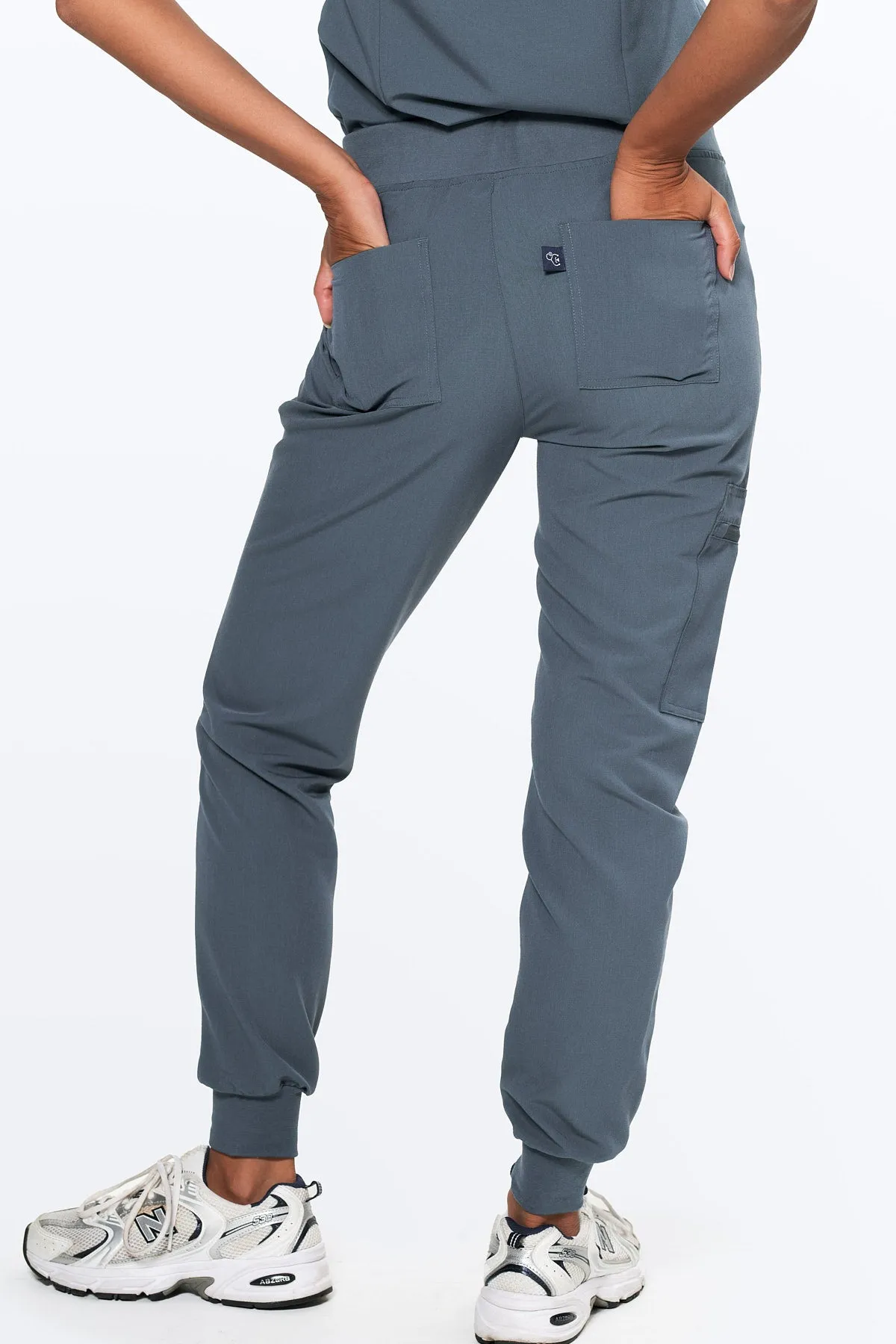 Women's 6-Pocket Jogger