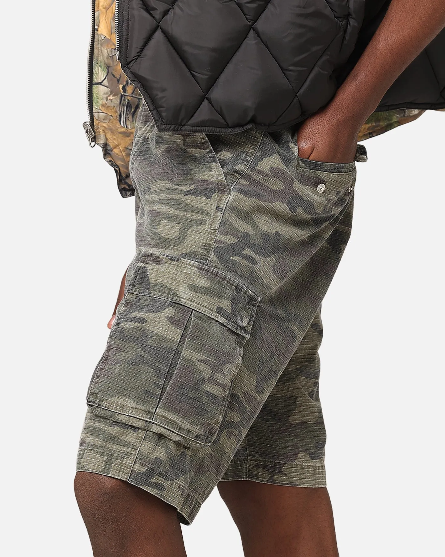 XXIII Torrent Cargo Shorts Washed Green Camo